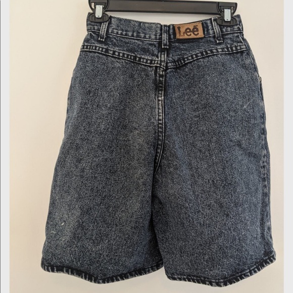 Vintage Lee High Waisted Acid Wash Jean Shorts - Picture 2 of 4
